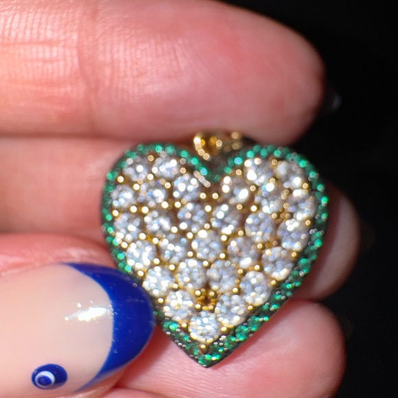 Tova Malibu green heart necklace - Picture 5 of 6